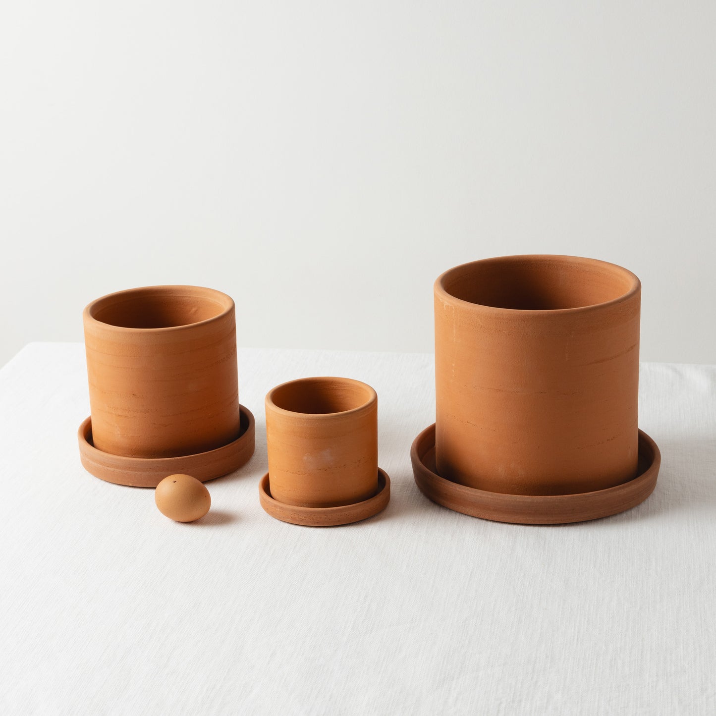 Maceta Simple Grande + Base - Bizcocho