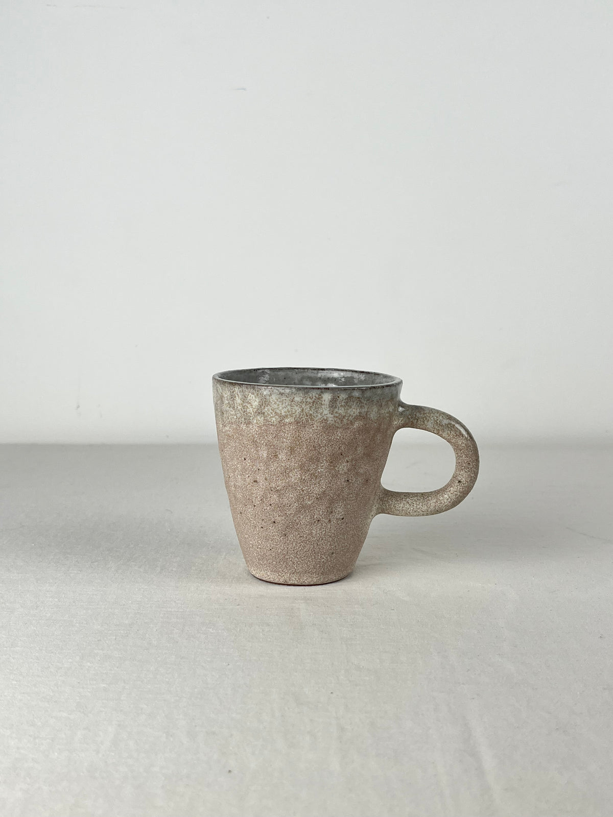 Taza pequeña - Contraste