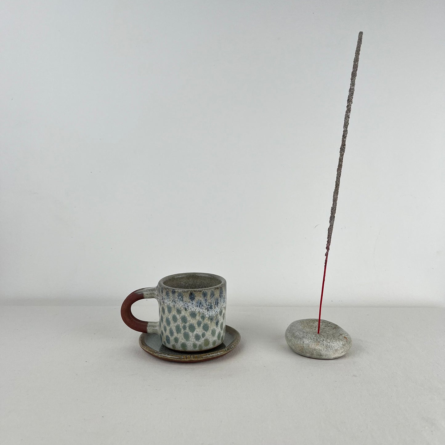 Taza Mini + Platito + Piedrita