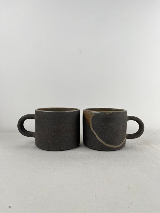 Taza Mediana - Barro Negro Mixto + Esmalte Lago Arenal